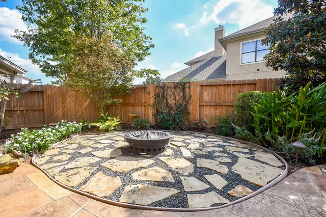 $5,895 | 7106 Habersham Avenue, Sugar Land, TX 77479