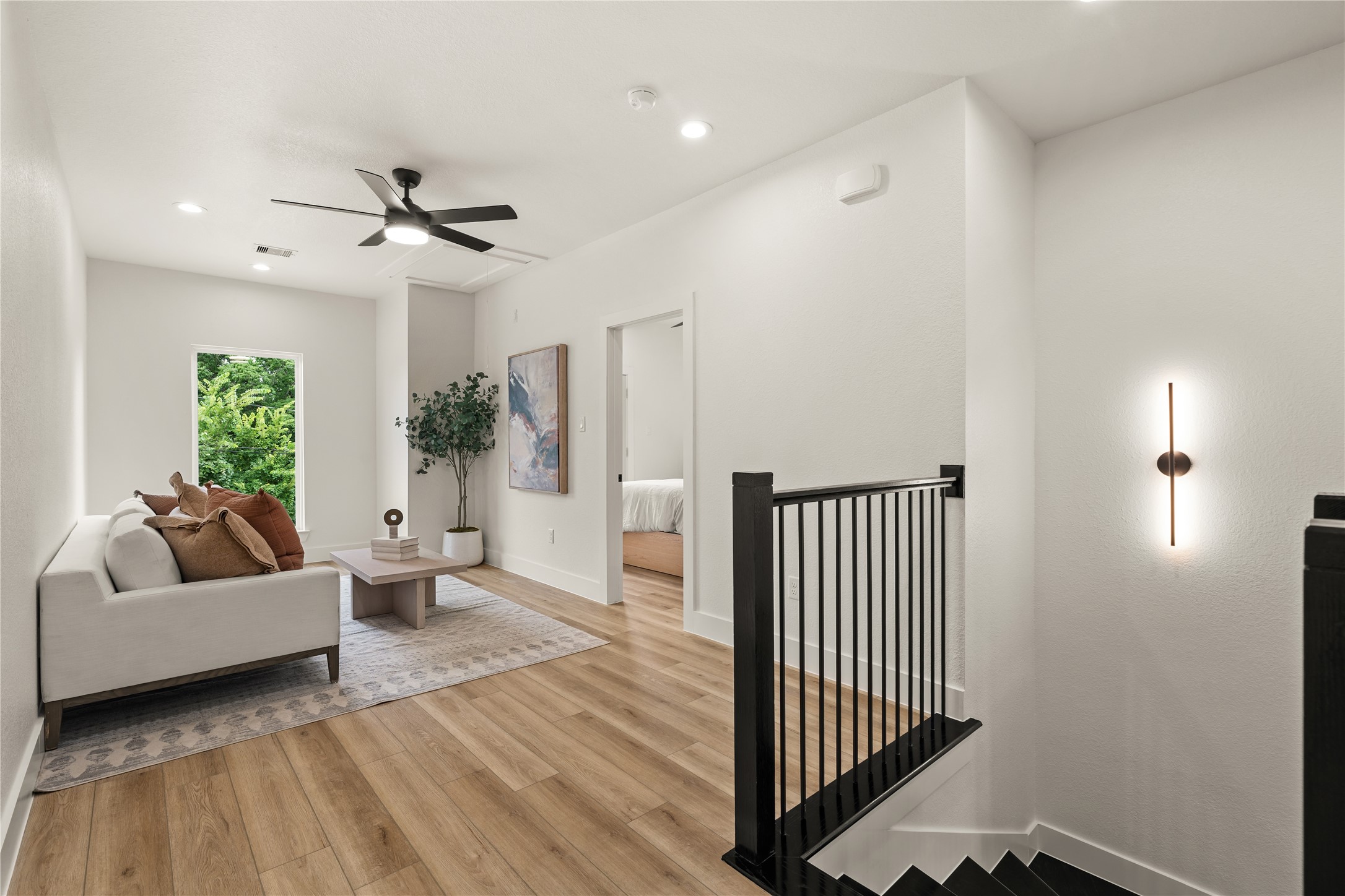 3539 Mainer Street, Unit B Houston, TX 77021 - Photo 12 of 29 Upstairs gameroom — a dedicated flex space so the bedrooms can stay bedrooms