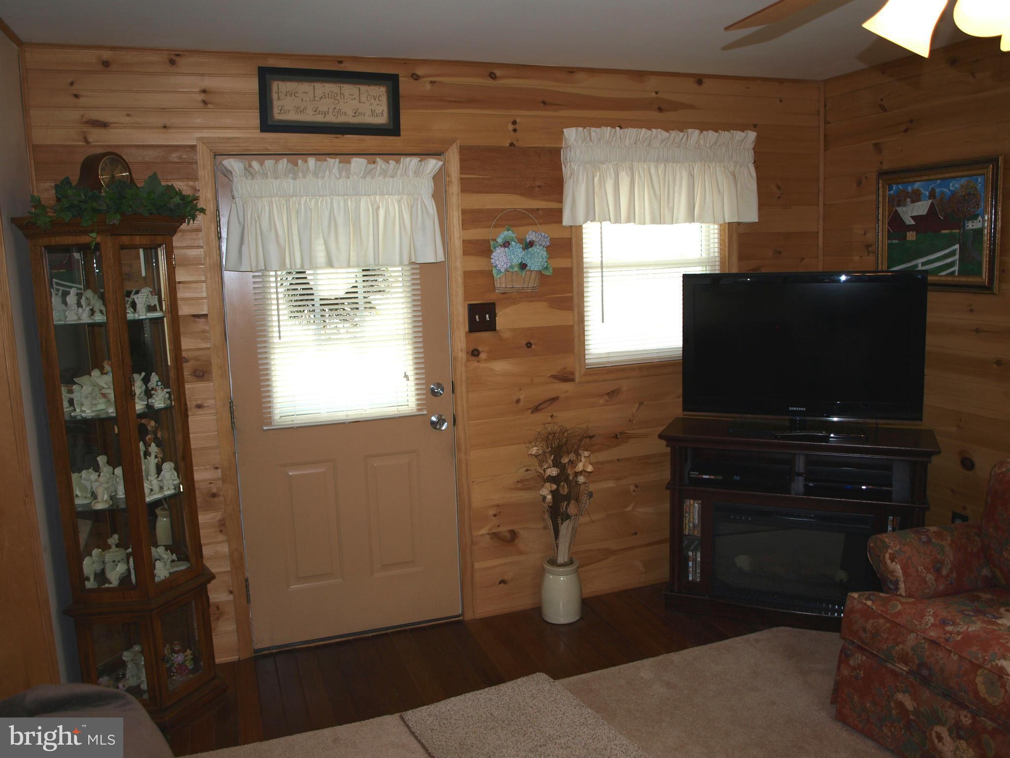 3066 Whiteford Road Pylesville, MD 21132 - Photo 19 of 30 Family Room