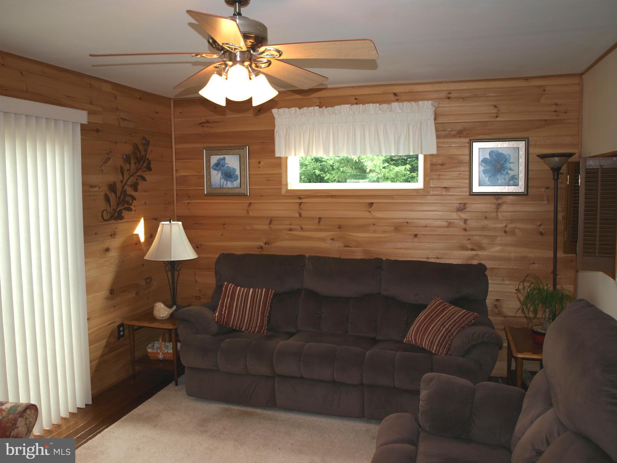 3066 Whiteford Road Pylesville, MD 21132 - Photo 20 of 30 Family Room