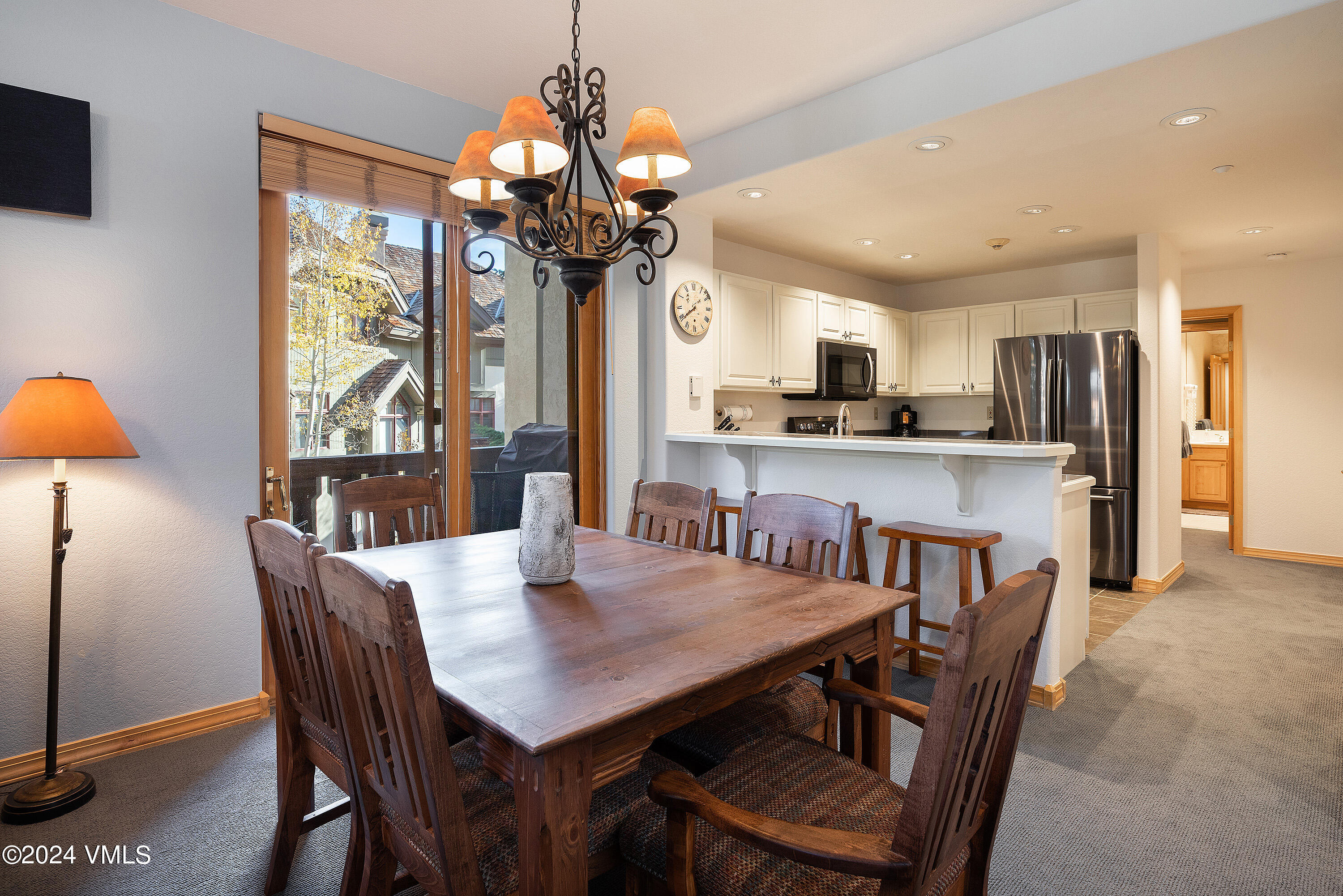 74 Cresta Road, Unit 202 Edwards, CO 81632 - Photo 4 of 16 aspenwood_202_interior_dining