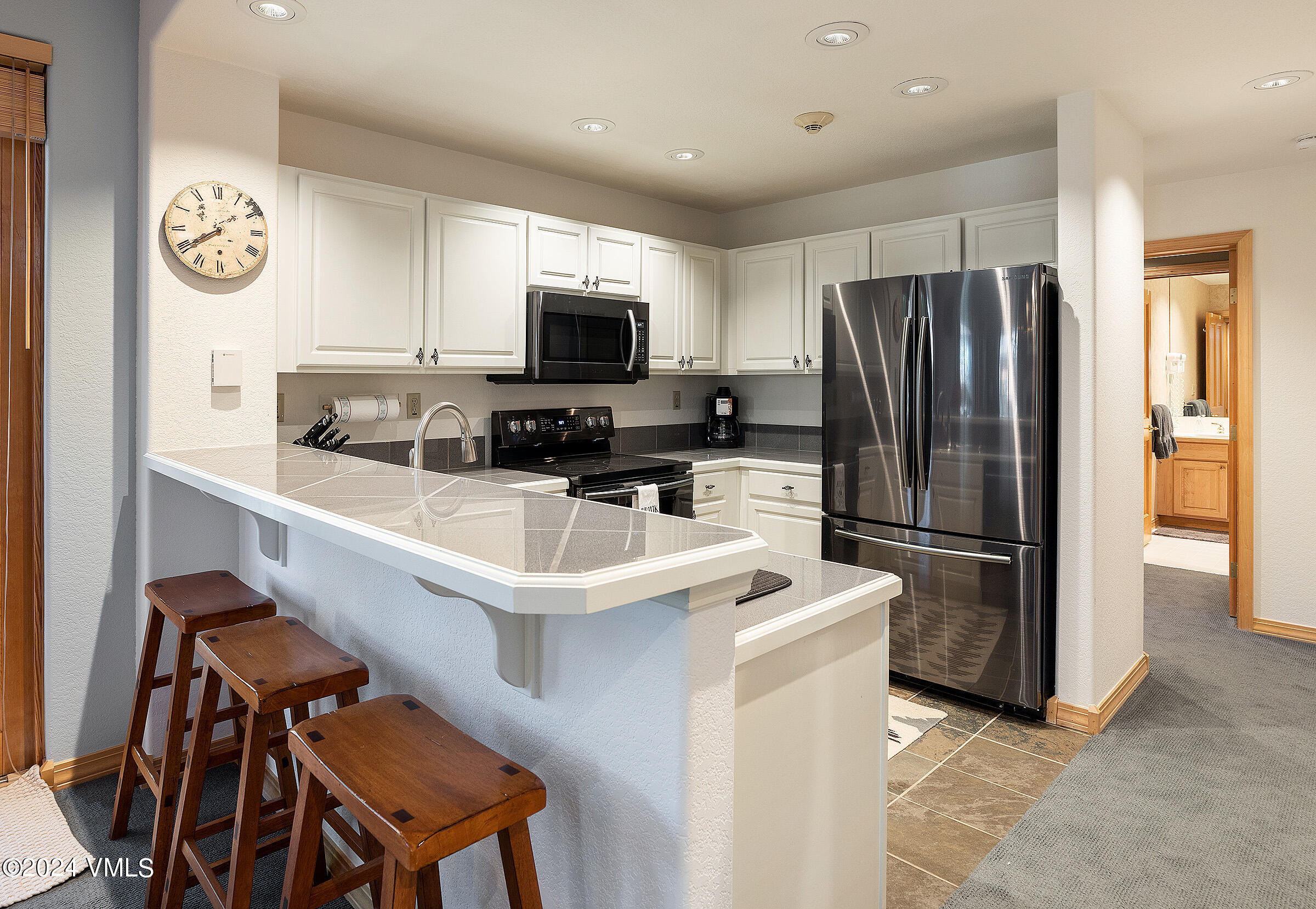 74 Cresta Road, Unit 202 Edwards, CO 81632 - Photo 6 of 16 aspenwood_202_interior_kitchen_a