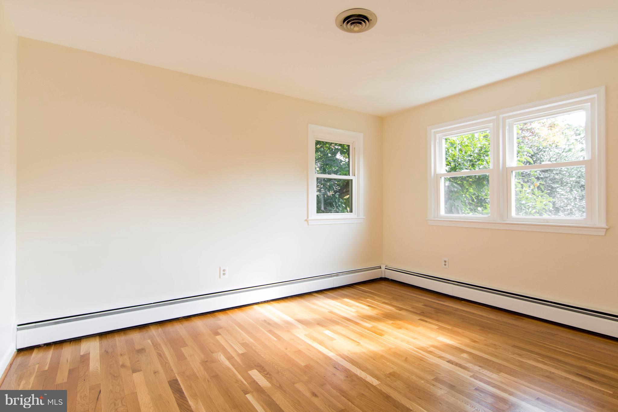 20916 Brooke Knolls Road Laytonsville, MD 20882 - Photo 21 of 30 Bedroom