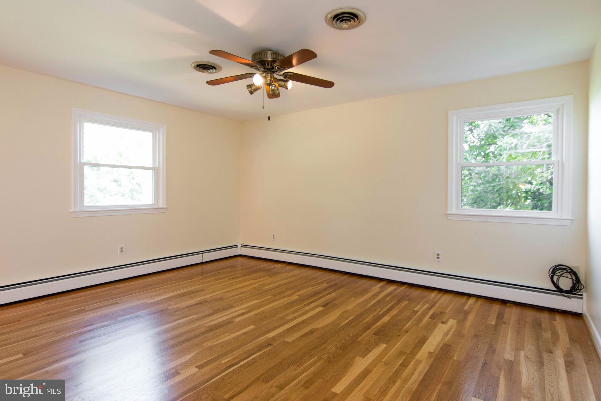 20916 Brooke Knolls Road Laytonsville, MD 20882 - Photo 24 of 30 Bedroom (Master)
