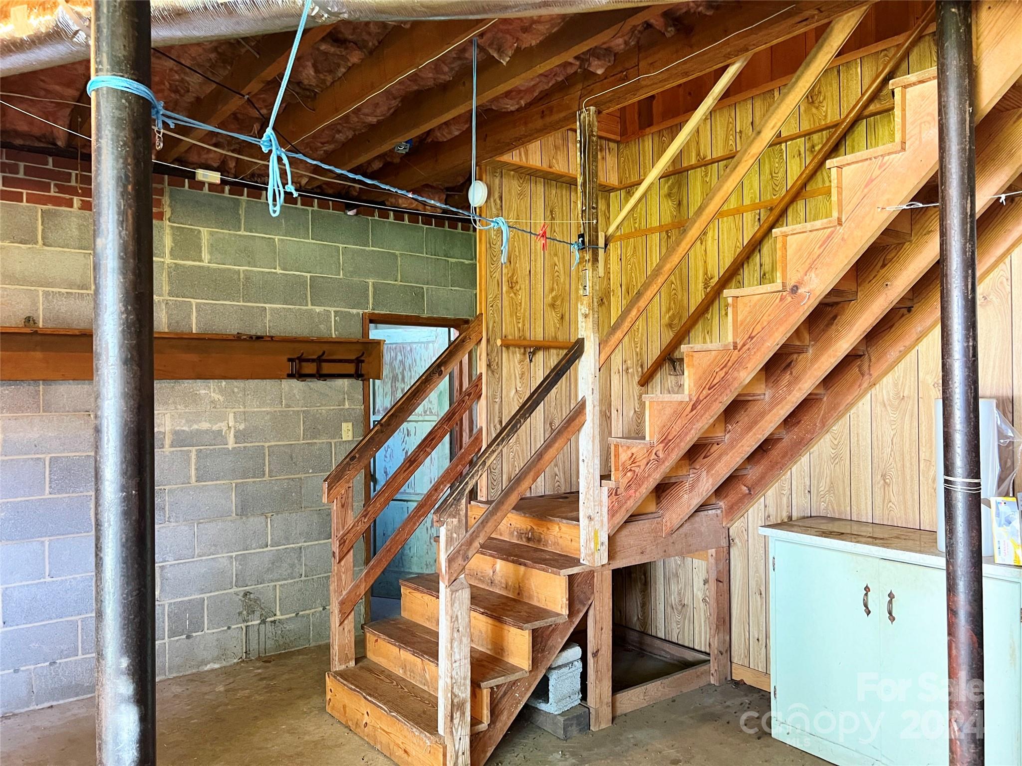 102 Steakhouse Road Morganton, NC 28655 - Photo 33 of 39 a view of entryway