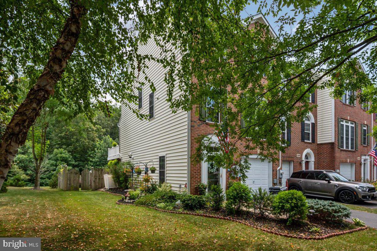 2398 Jostaberry Way Odenton, MD 21113 - Photo 3 of 38