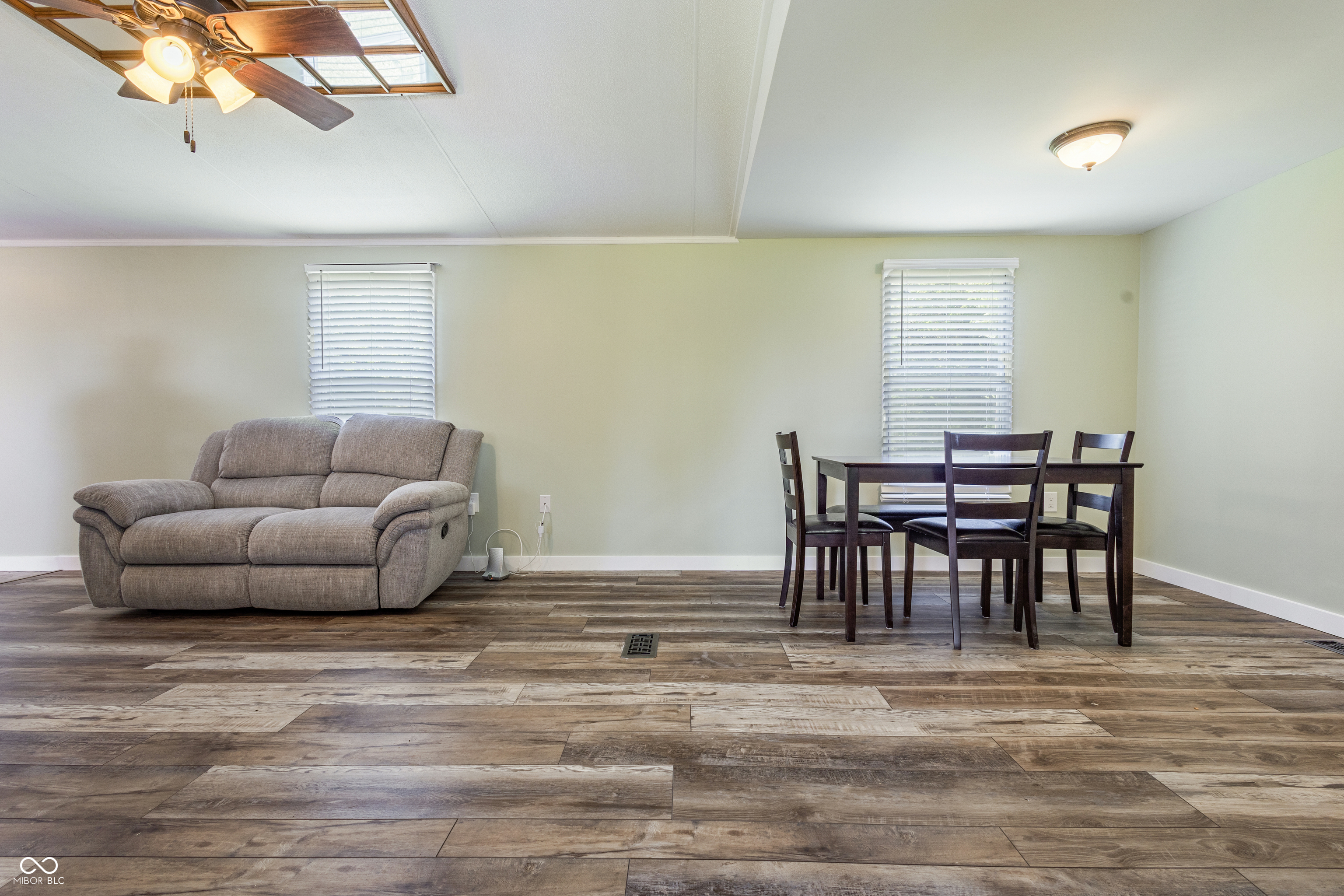 7198 Robertson Road Trafalgar, IN 46181 - Photo 5 of 21