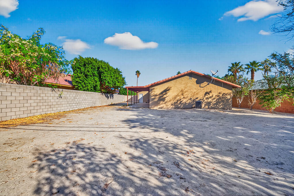 68615 Concepcion Road Cathedral City, CA 92234 - Photo 20 of 25 a view of a dry yard