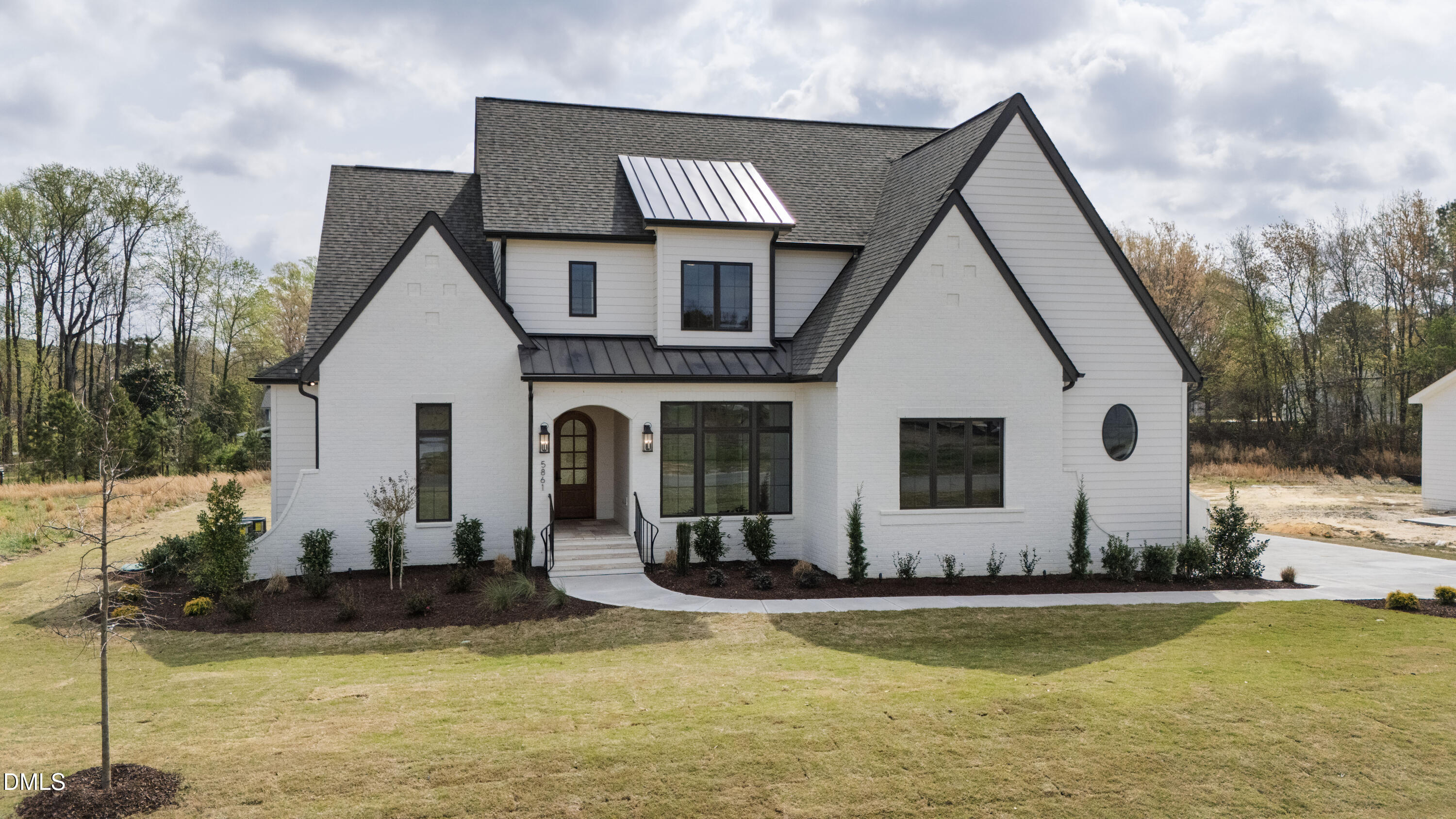 688 Lynch Road Selma, NC 27576 - Photo 71 of 71 Carriage (124)