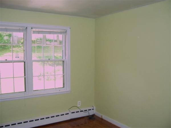 19 Stoneleigh Road Worcester, MA 01606 - Photo 10 of 20 Gallery Image 10