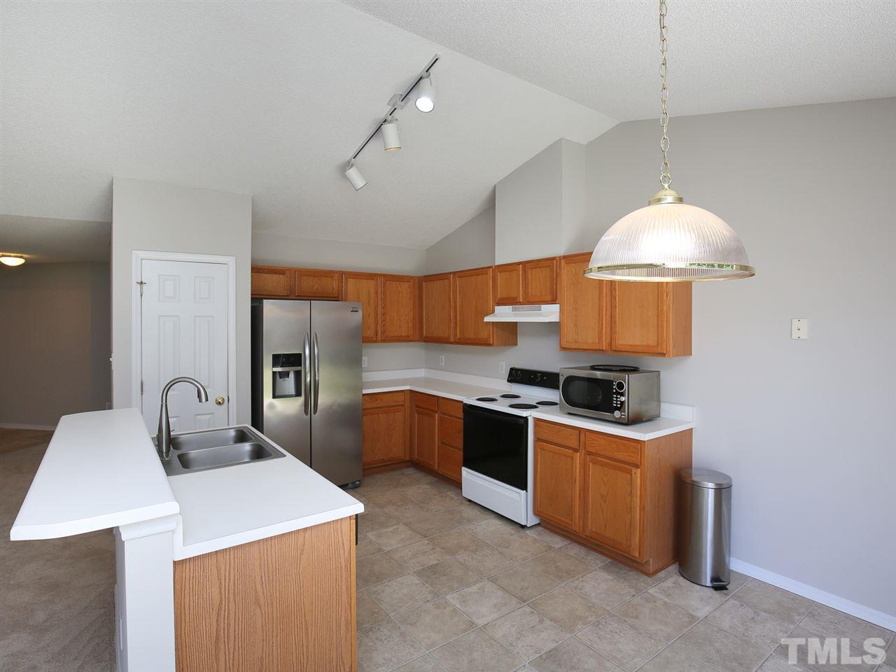 4417 Whatley Lane Raleigh, NC 27604 - Photo 8 of 25 Gallery Image 8