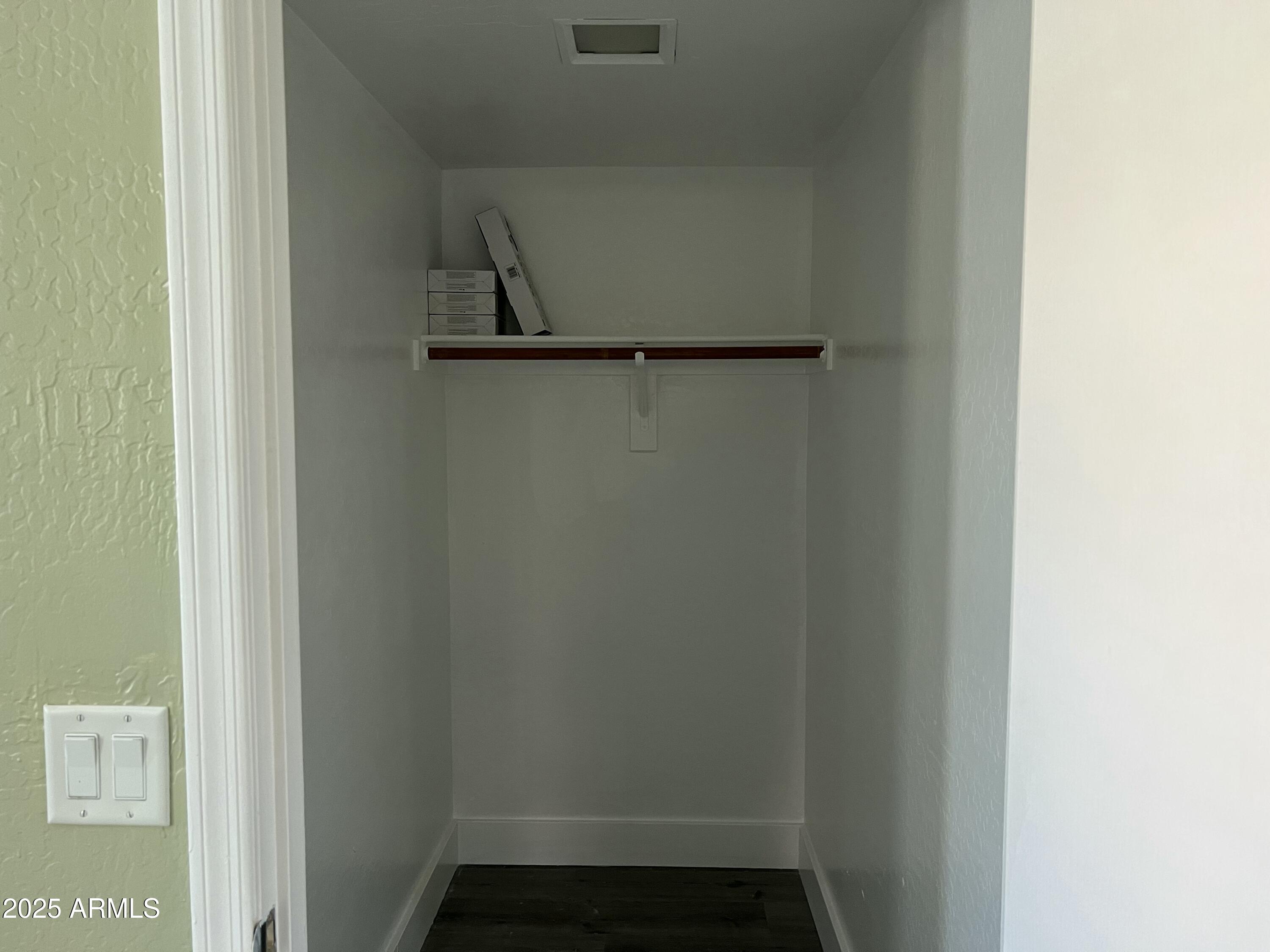 2679 East Chester Drive Chandler, AZ 85286 - Photo 9 of 30 a close up of a wall