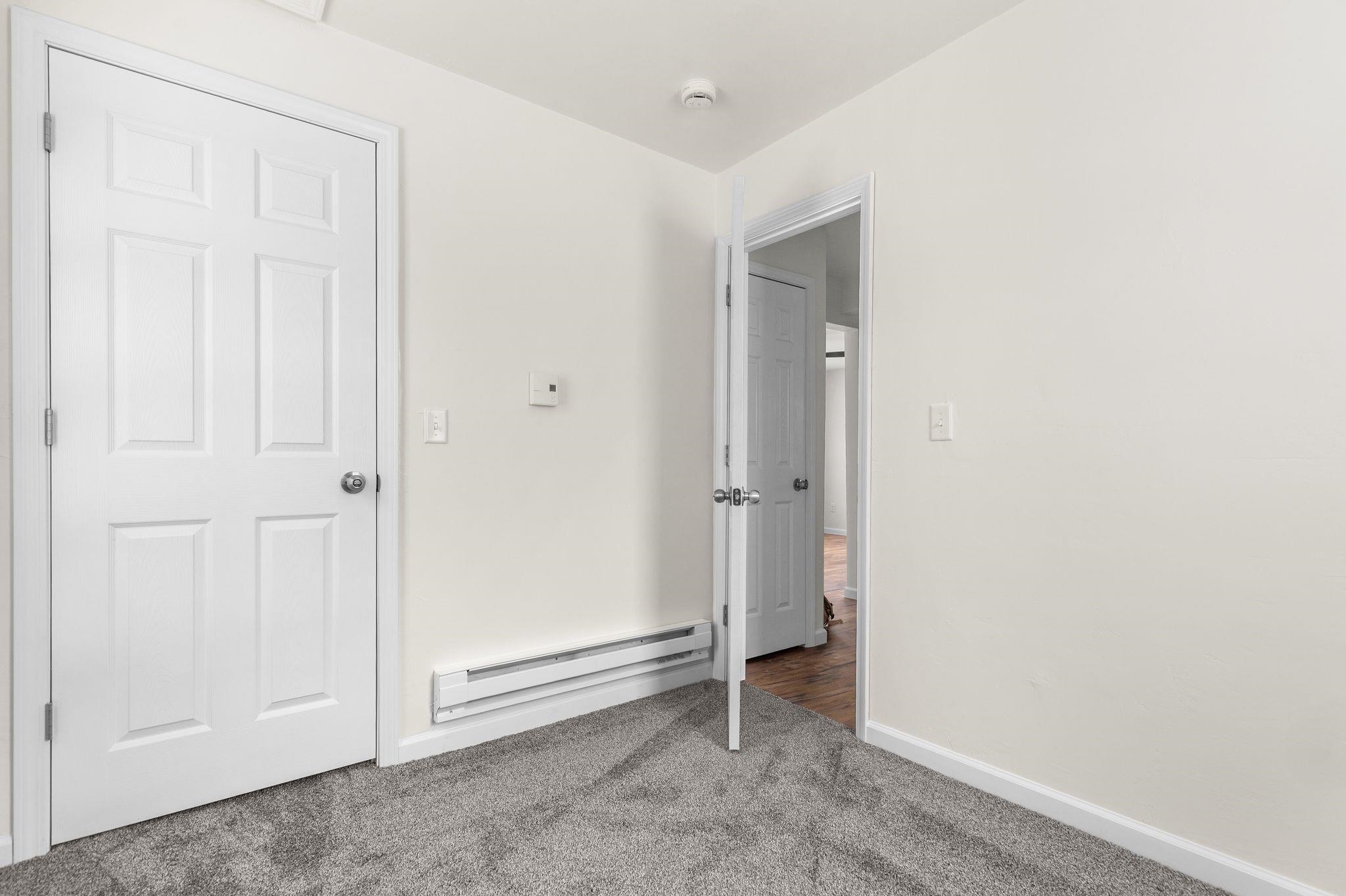 136 West Cecil Street Neenah, WI 54956 - Photo 12 of 26