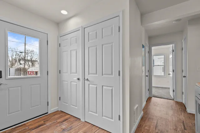 $179,500 | 136 West Cecil Street, Neenah, WI 54956