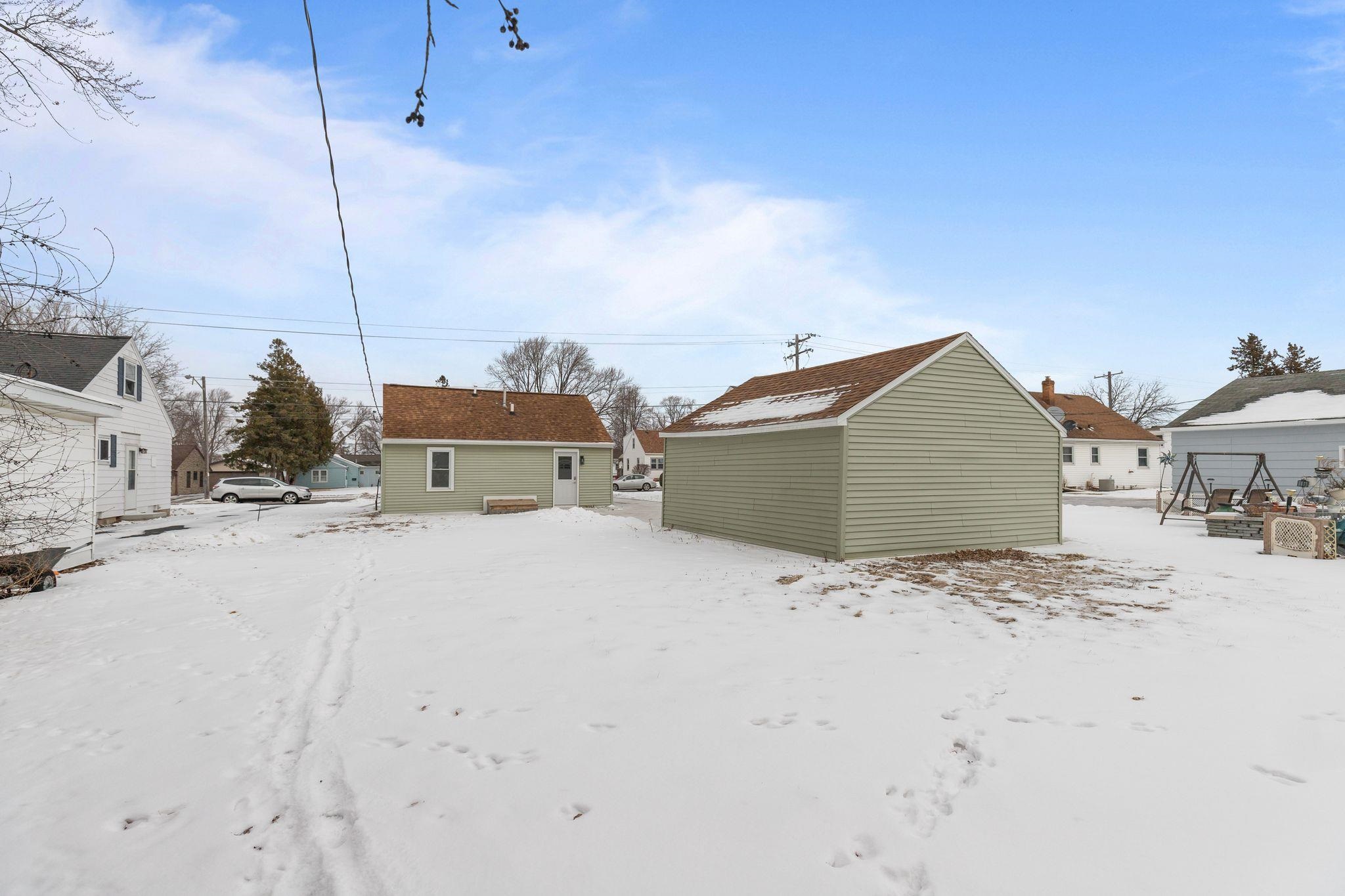 136 West Cecil Street Neenah, WI 54956 - Photo 26 of 26