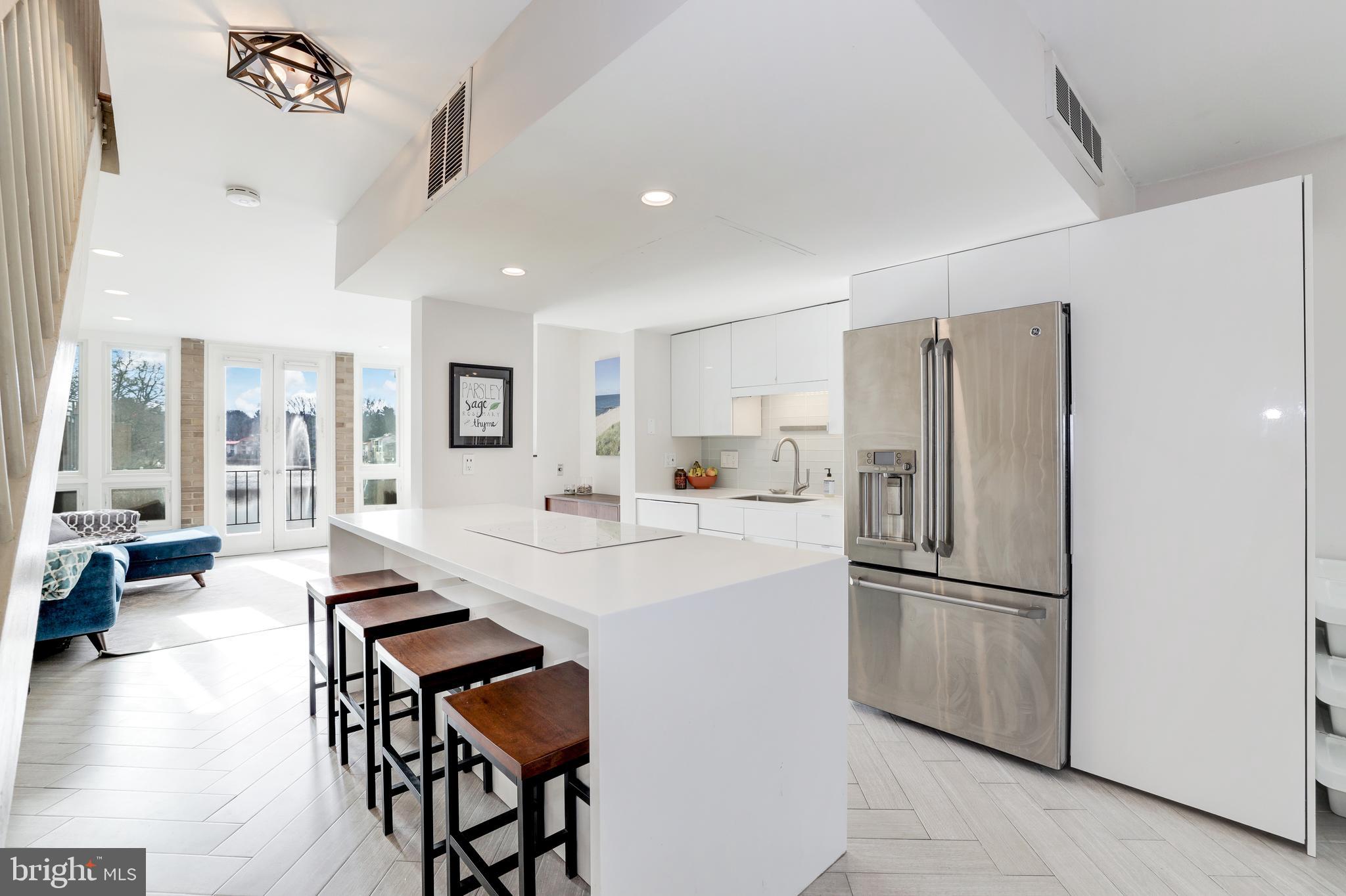 1618 Chimney House Road Reston, VA 20190 - Photo 6 of 30 Updated Kitchen w/ Recessed Lighting
