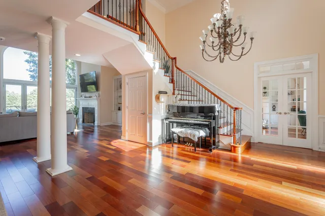 $1,200,000 | 25 Ridgerock Drive, Signal Mountain, TN 37377