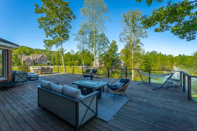$1,200,000 | 25 Ridgerock Drive, Signal Mountain, TN 37377