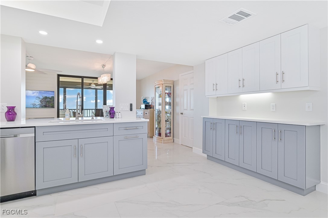 15 Bluebill Avenue, Unit 1004 Naples, FL 34108 - Photo 16 of 46