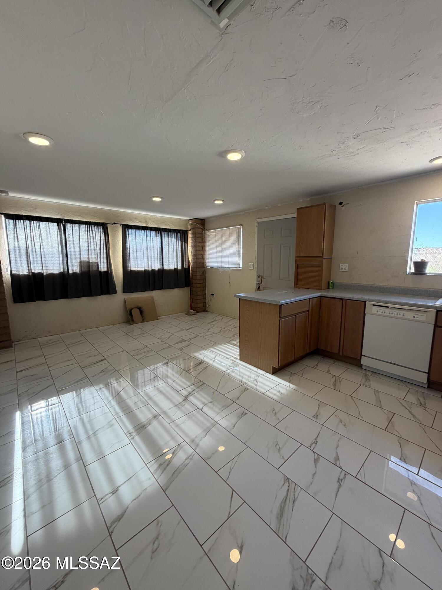 8451 South Worden Road Tucson, AZ 85735 - Photo 13 of 21