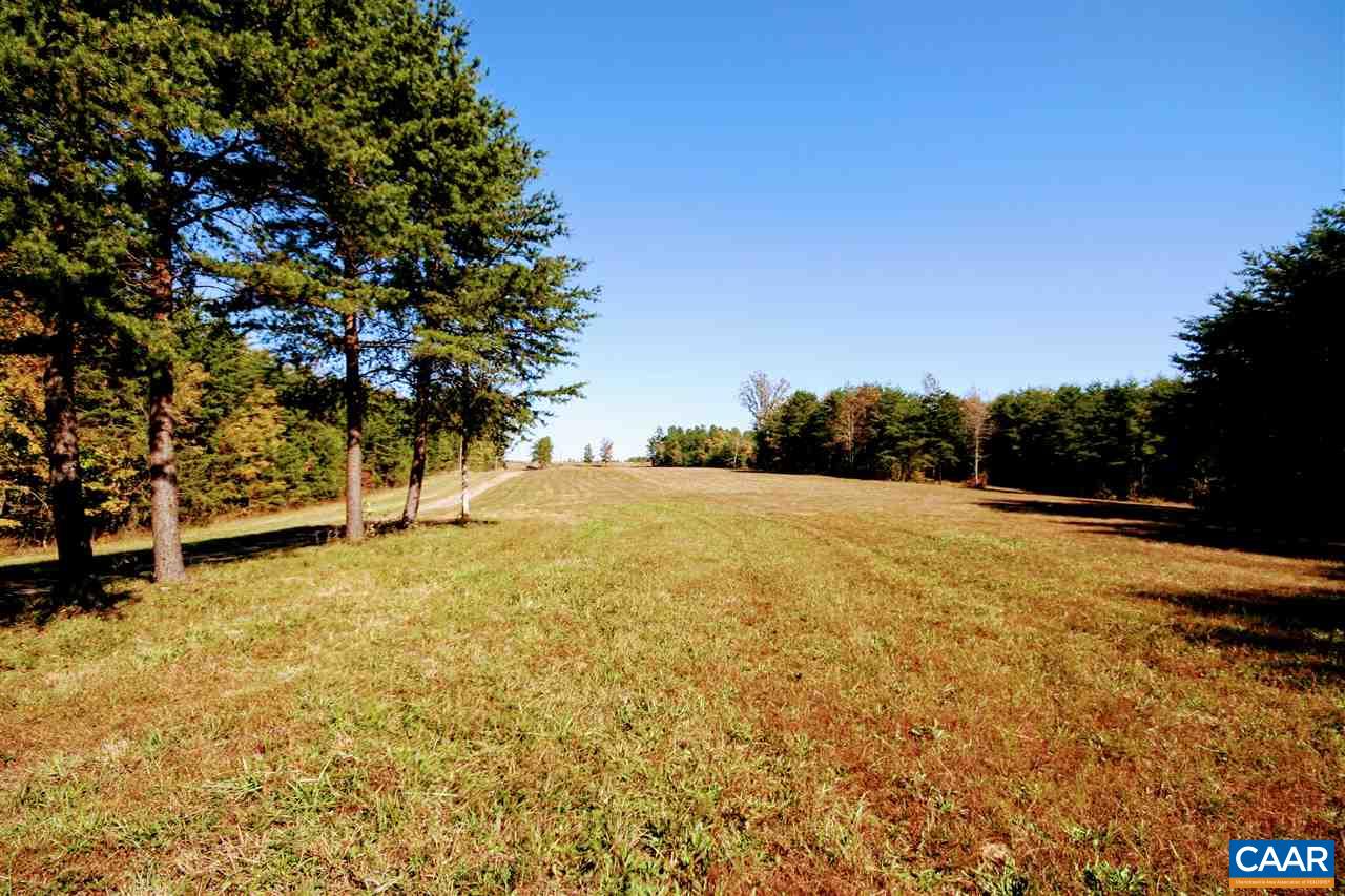 10787 Howardsville Road Howardsville, VA 24562 - Photo 16 of 41