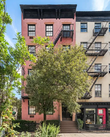 $699,000 | 162 9th Avenue, Unit GARDENB | Chelsea