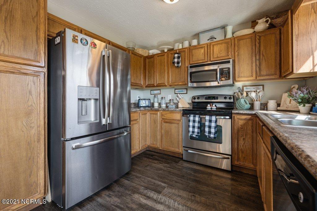 208 Belvedere Drive Holly Ridge, NC 28445 - Photo 9 of 26 1Q3A8831.jpg-SMALL