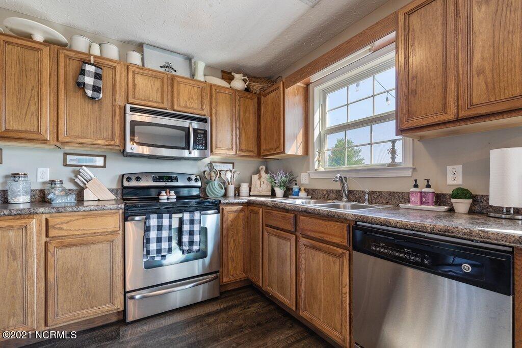 208 Belvedere Drive Holly Ridge, NC 28445 - Photo 10 of 26 1Q3A8840.jpg-SMALL
