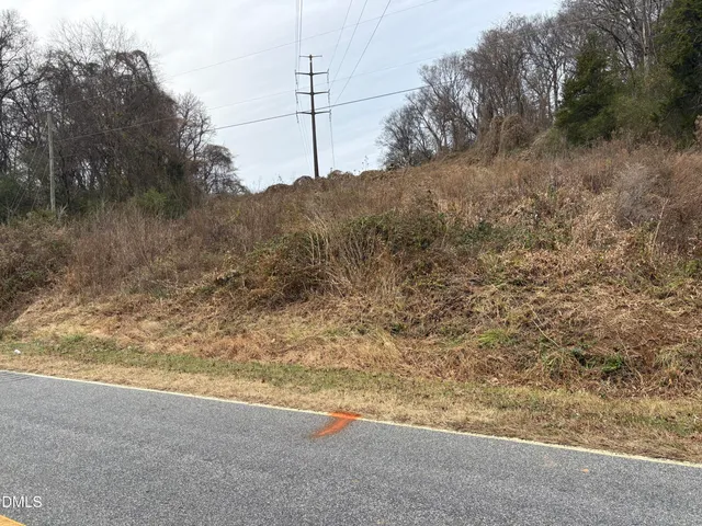 a view of a yard with mountain view
