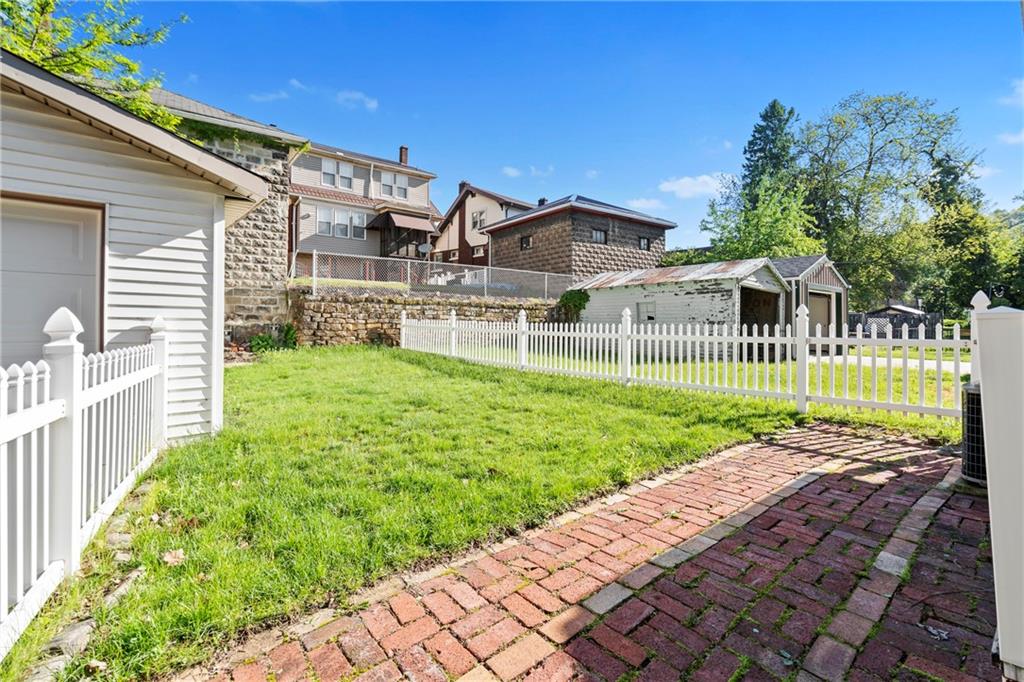 960 Stanford Road Pittsburgh, PA 15212 - Photo 20 of 22