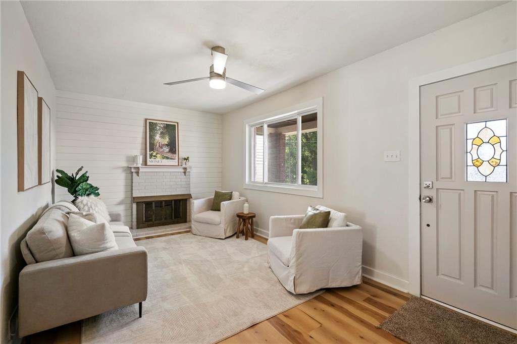 960 Stanford Road Pittsburgh, PA 15212 - Photo 4 of 22