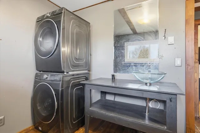 $287,000 | 5391 South Court, Mountain Iron, MN 55768