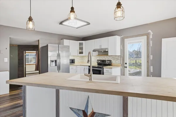 $267,000 | 5391 South Court, Mountain Iron, MN 55768