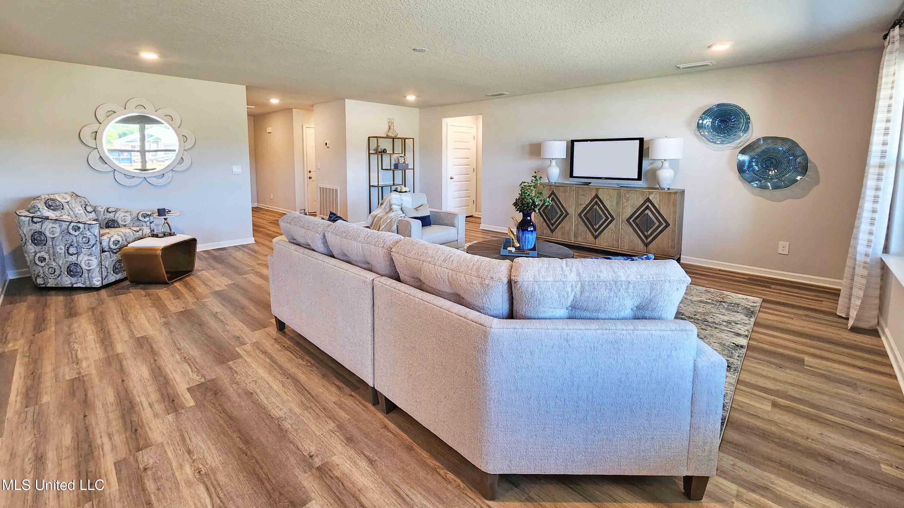 9440 Reserve Boulevard Biloxi, MS 39532 - Photo 16 of 34 017