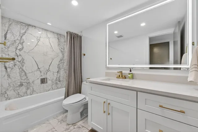 $659,000 | 1370 South Ocean Boulevard, Unit 405, Pompano Beach, FL 33062