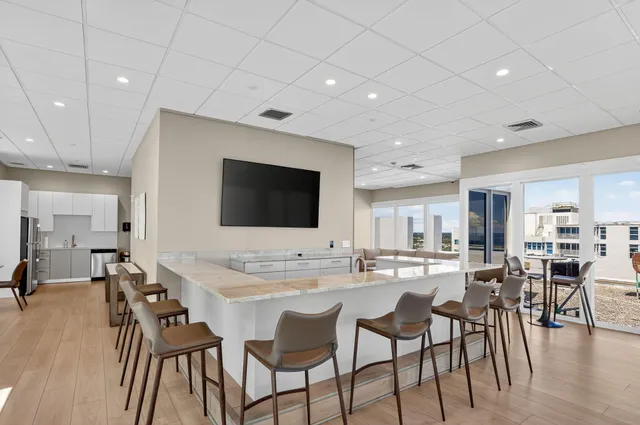 $659,000 | 1370 South Ocean Boulevard, Unit 405, Pompano Beach, FL 33062