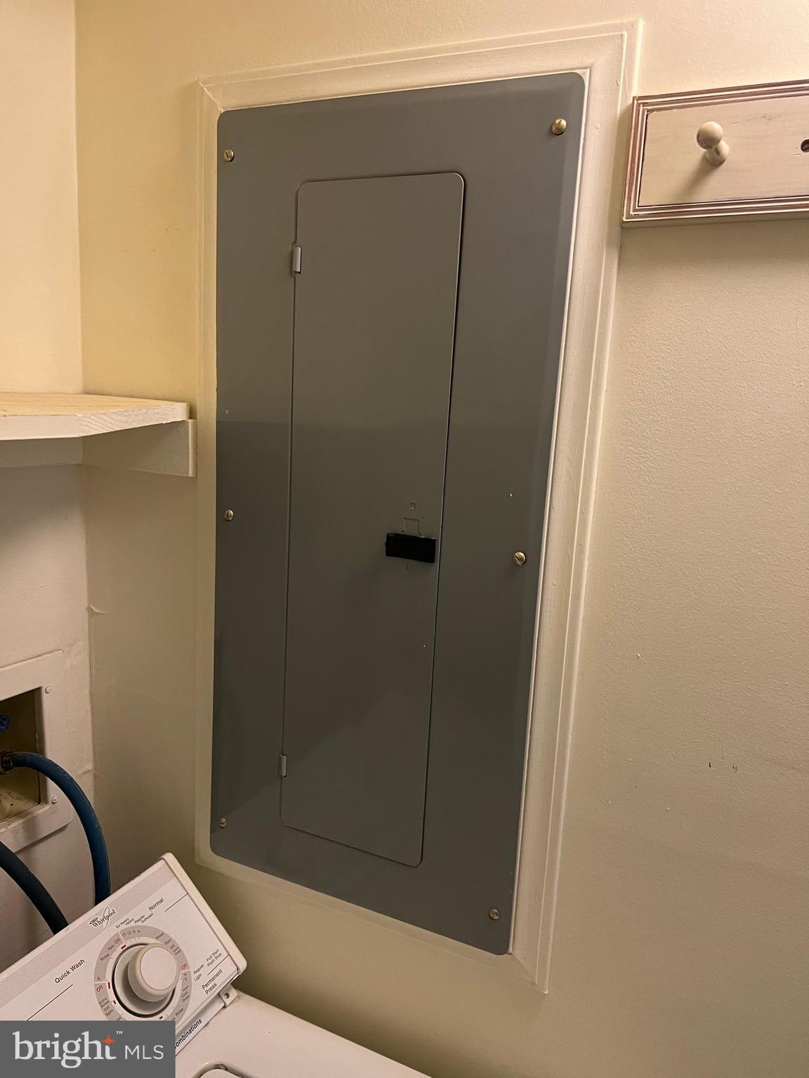 2131 Welsh Road, Unit 203 Philadelphia, PA 19115 - Photo 29 of 37 electric panel