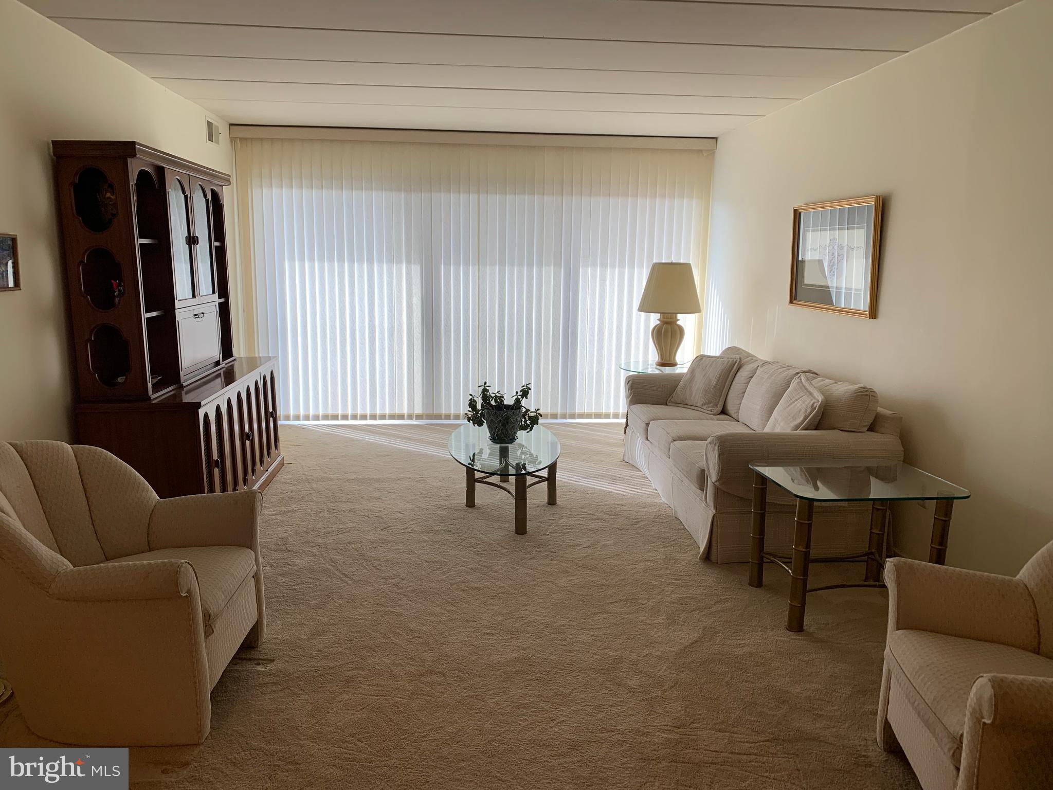 2131 Welsh Road, Unit 203 Philadelphia, PA 19115 - Photo 10 of 37 living room