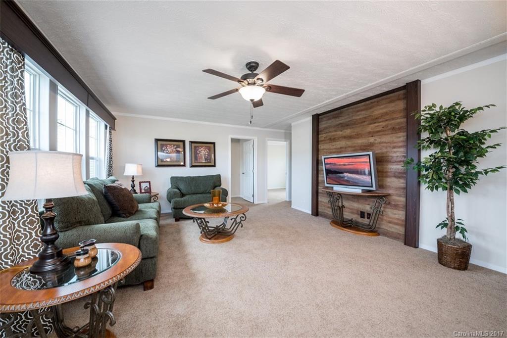1 Panhandle Road, Unit 1 Marshall, NC 28753 - Photo 7 of 14 Gallery Image 7