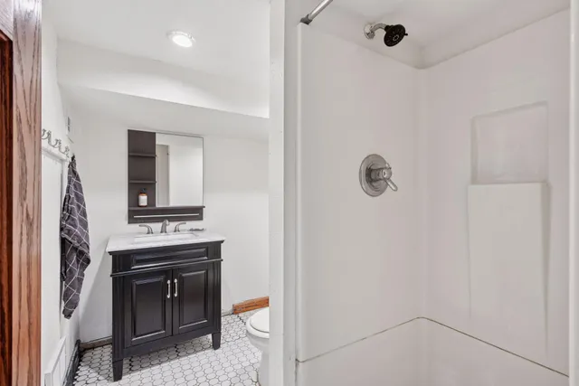 $795,000 | 5446 Bartlett Boulevard, Mound, MN 55364