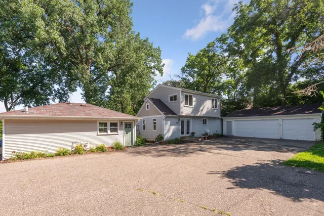 $795,000 | 5446 Bartlett Boulevard, Mound, MN 55364