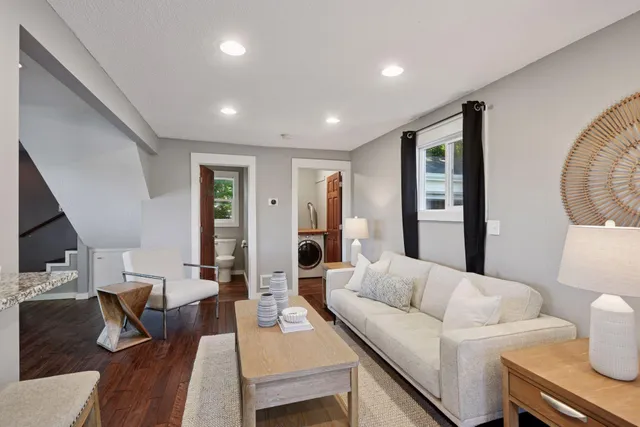 $795,000 | 5446 Bartlett Boulevard, Mound, MN 55364