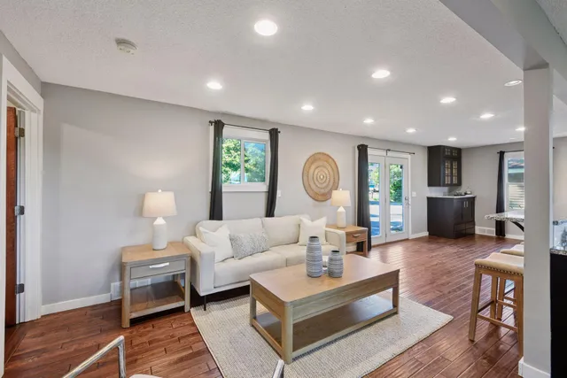 $795,000 | 5446 Bartlett Boulevard, Mound, MN 55364