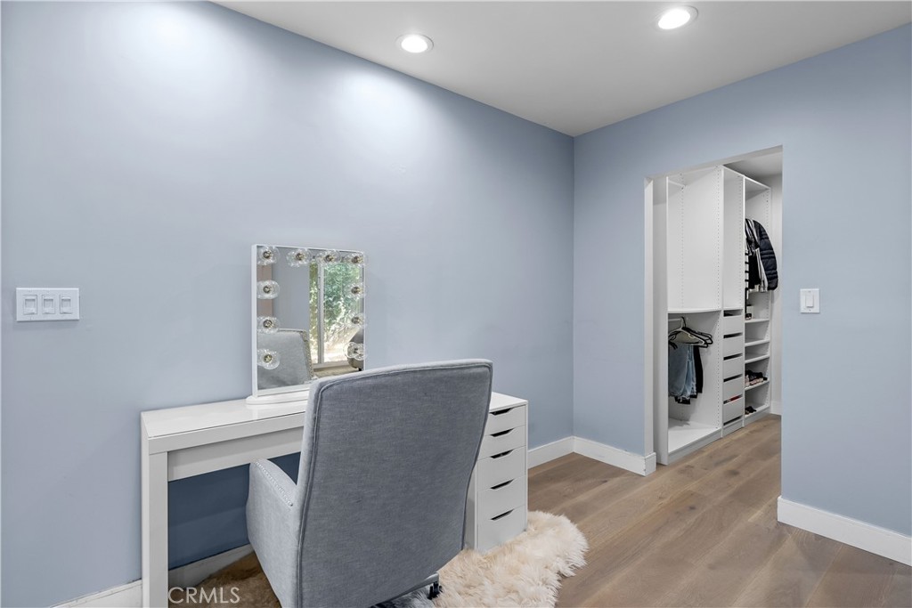 2053 Middlebrook Road Torrance, CA 90501 - Photo 31 of 45 a workspace with furniture and window