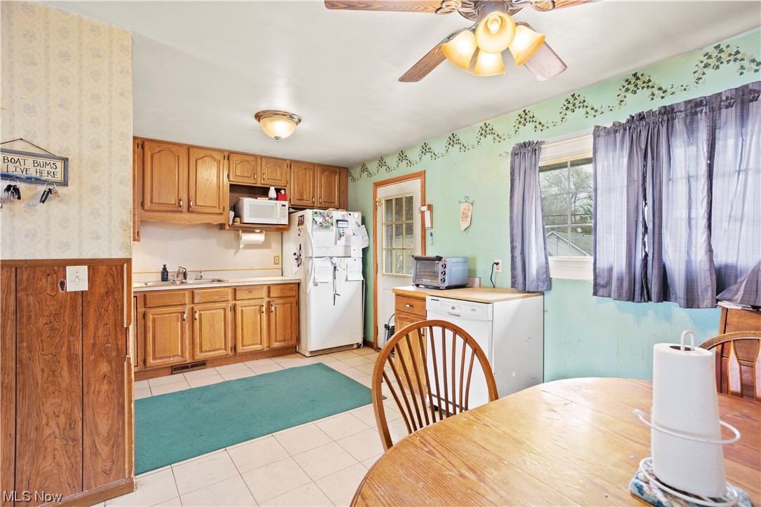 375 Harcourt Road Vermilion, OH 44089 - Photo 8 of 32 Gallery Image 8