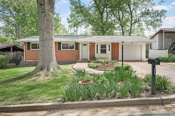 $349,900 | 1228 Capri Drive, Crestwood, MO 63126