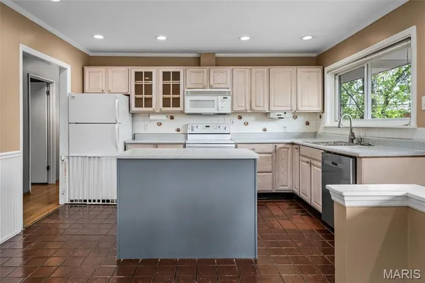 $349,900 | 1228 Capri Drive, Crestwood, MO 63126