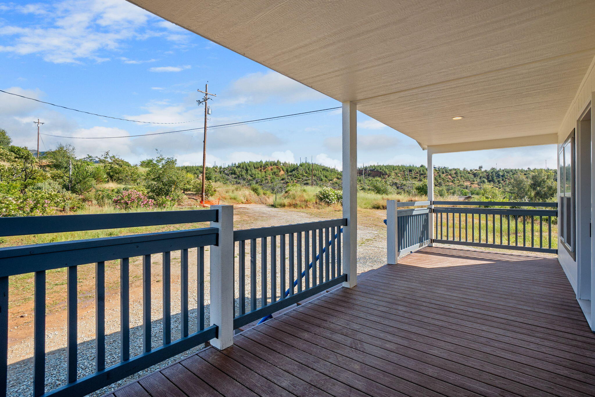 11258 Iron Mountain Road Redding, CA 96001 - Photo 26 of 27 Enjoy this front porch!