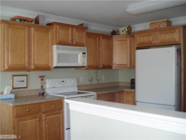 8205 Chestershire Road Oak Ridge, NC 27310 - Photo 4 of 16 Kitchen.