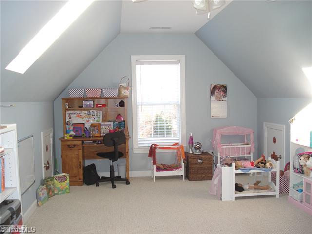 8205 Chestershire Road Oak Ridge, NC 27310 - Photo 8 of 16 Bonus.